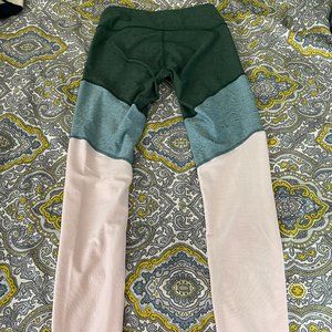 Outdoor voices leggings